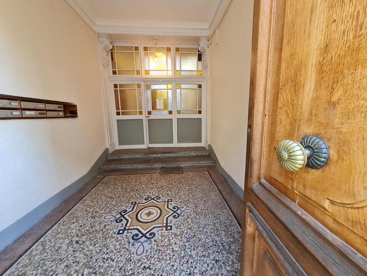 Appartement Intra Muros 8 Personnes Climatise Wifi Stationnement Facile Avignon Exterior photo